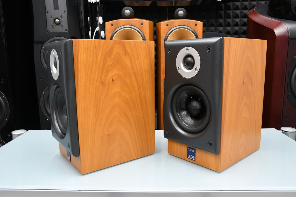 kolumny podstawkowe głośniki Monitory stereo ATC SCM7 V2 8 Ohm