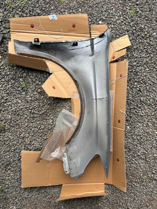 Переднє ліве крило, оригінал ауді а3 седан