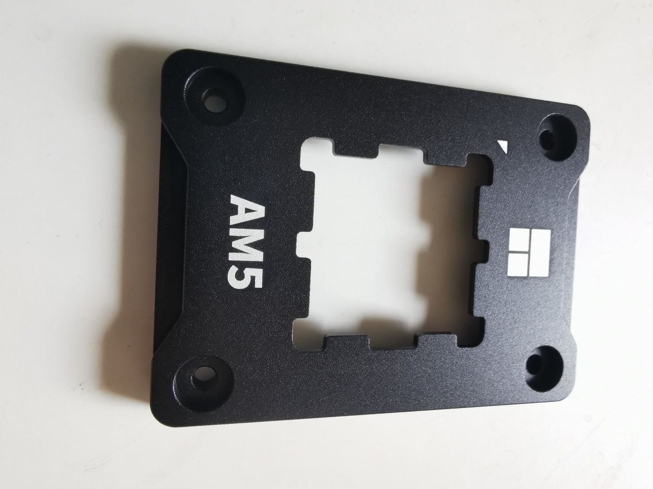 Amd am5 security frame / contact frame