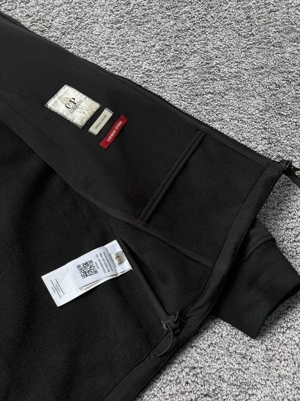 КУРТКА C.P. COMPANY Shell-R Goggle Jacket