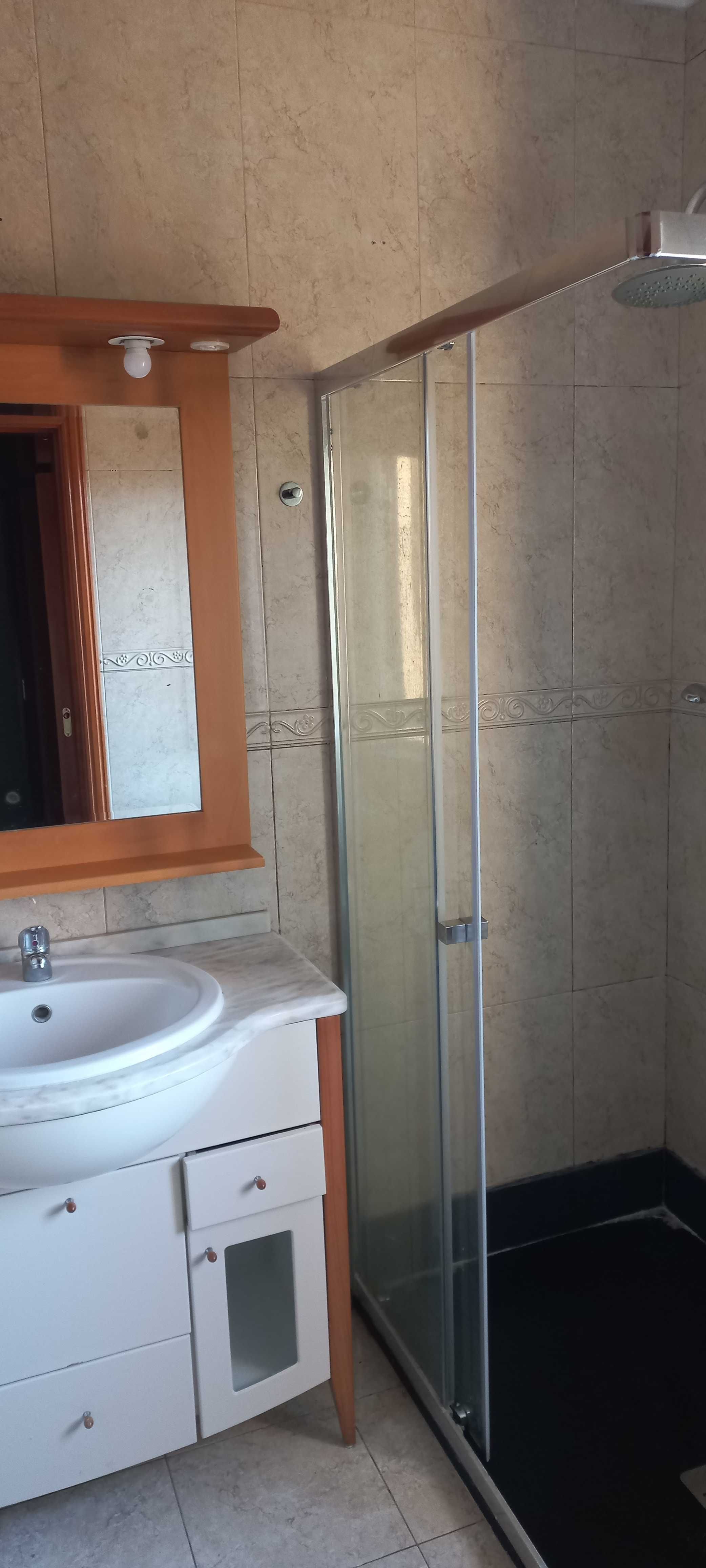 Movel de casa de banho.