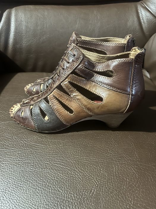 Sandálias Pikolinos