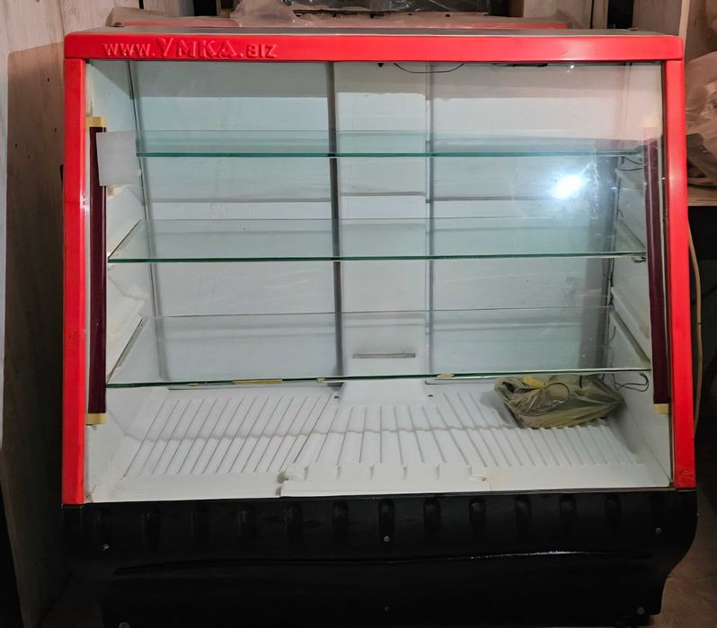 холодильні вітрини