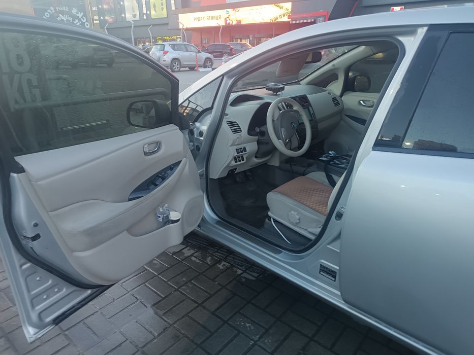 Nissan leaf, ніссан ліф 1, електромобіль