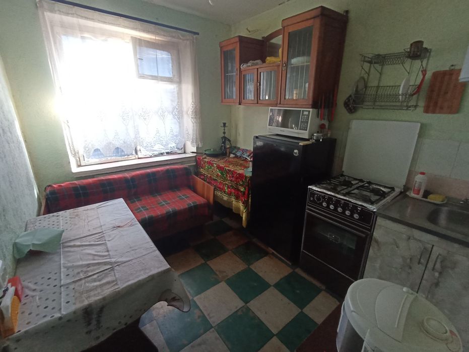 2к. квартира в центрі міста. Р-н Глінки.