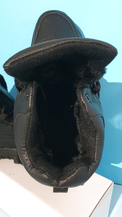 Buty nowe męskie czarne zimowe ocieplane Rozmiar 42 / wkładka 26 cm