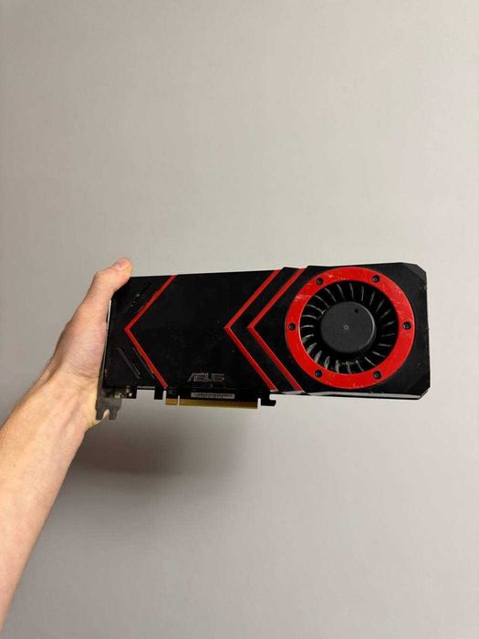 Ігрова відеокарта Asus Radeon HD 5870 1GB GDDR5