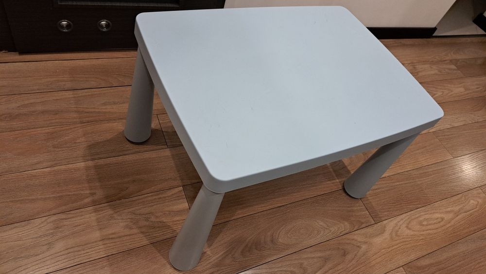 Stolik dla dzieci  IKEA błękitny