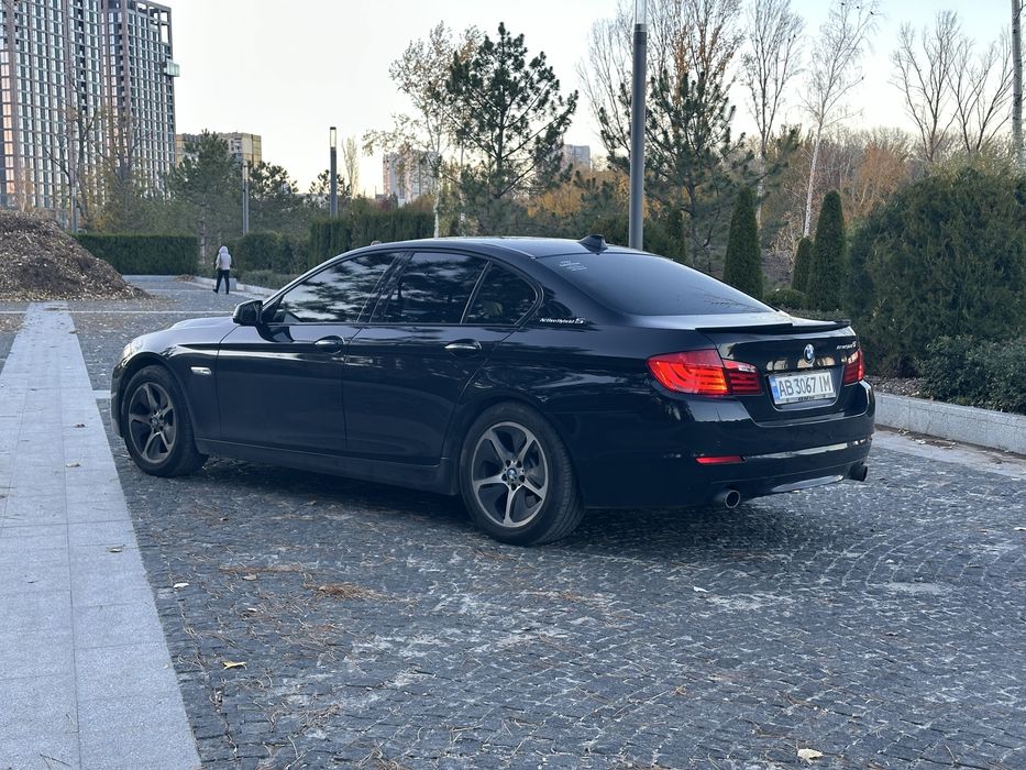 Продам БМВ Ф10 535 гибрид В хорошем состоянии