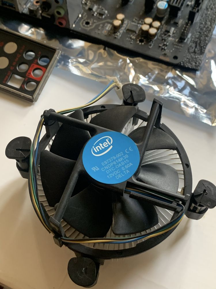 Zestaw. Procesor i5 6600+MSI Mortar B150M+16GB DDR 4