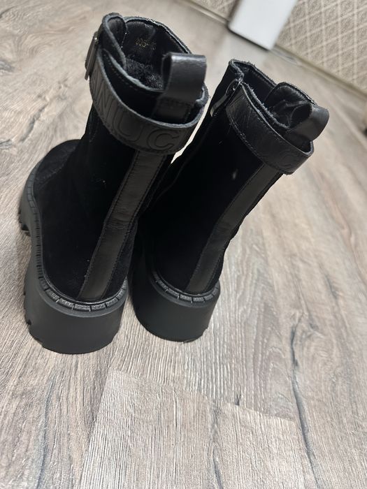 Зимові черевики натуральна замша 38/39