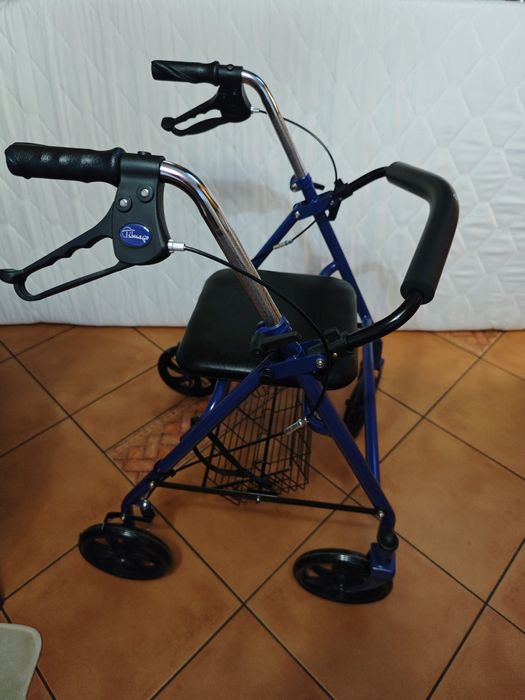 Balkonik, chodzik rehabilitacyjny, stan nowy.