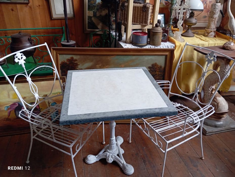 Cadeirões em ferro forjado