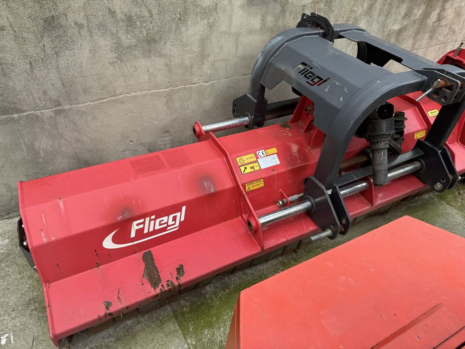 Mulczer Fliegl 2800