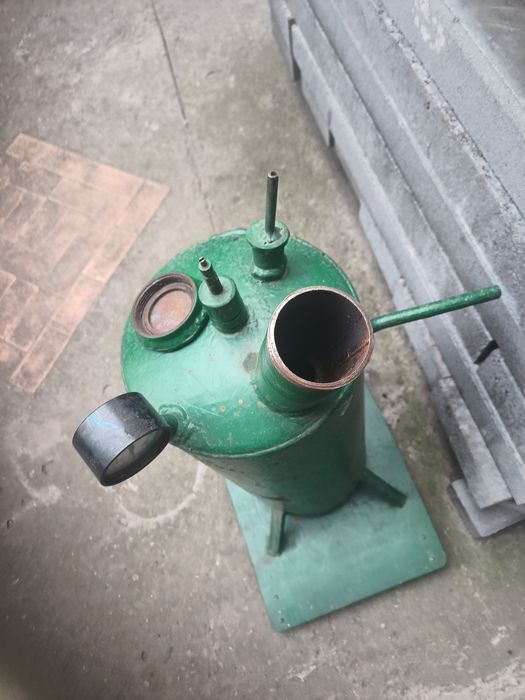 Опрыскиватель для сада.