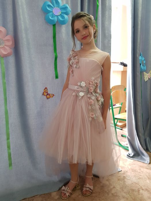 Платье на выпускной или праздник