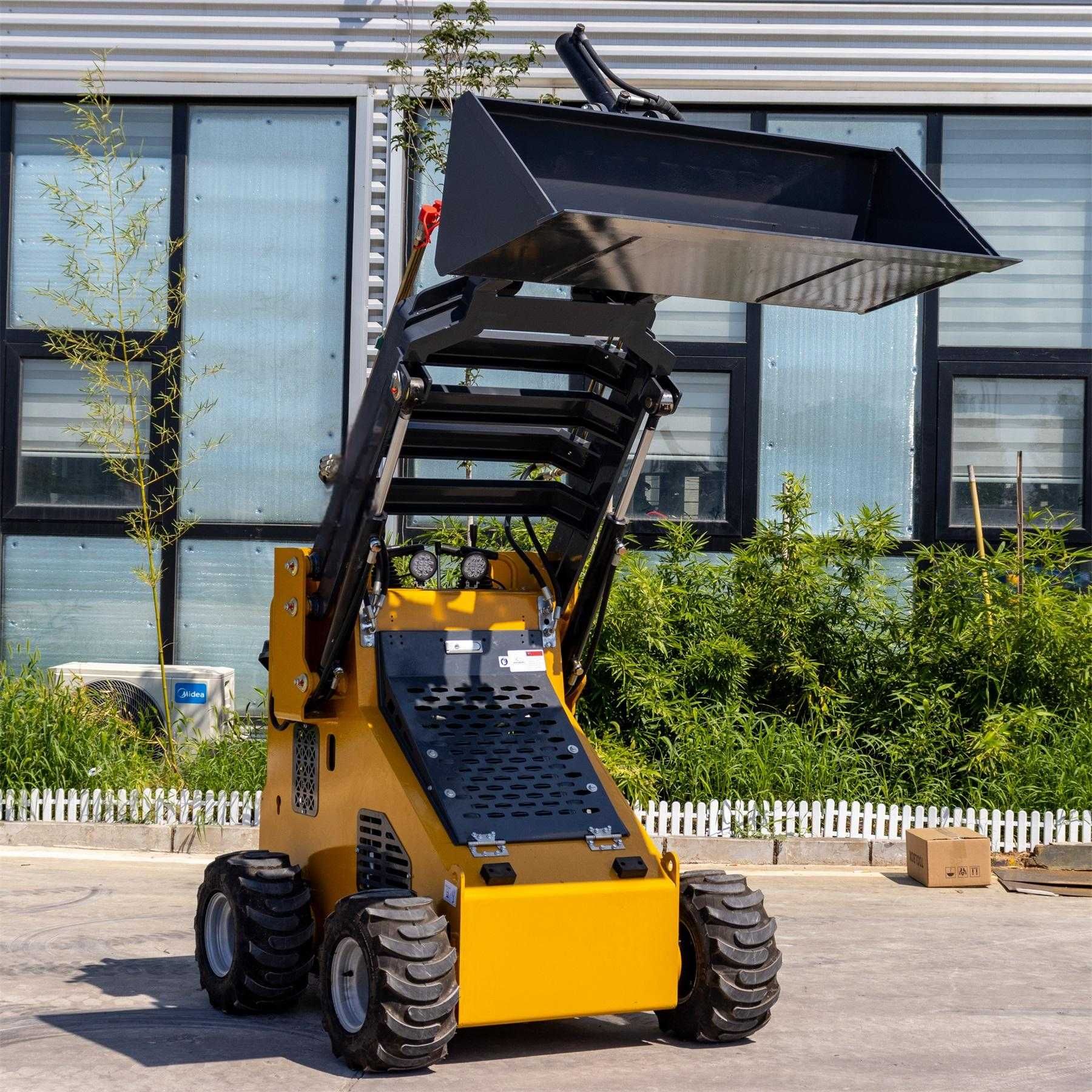 Miniładowarka wielofunkcyjna kołowa SKID/BOBCAT