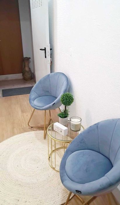 Nutricionista, Designer de sobrancelhas ou podóloga