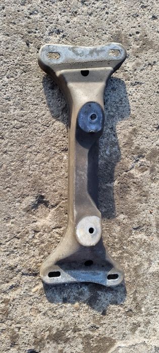 Łapa skrzyni biegów manual BMW E46 R6 M52tu B20 B25 b28 / M54 B22  B30