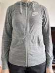Rozpinana bluza Nike. Rozmiar S