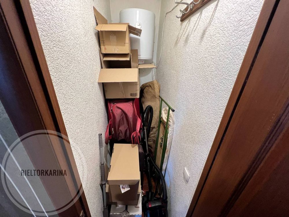 Казка/Декабристів 1к квартира в продажі на 9 поверсі з ремонтом