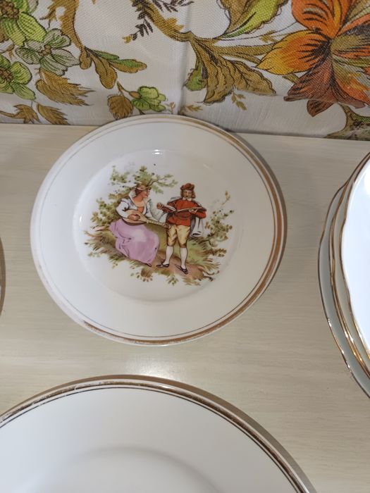 Miłość Wiedeńska, fabryka Porcelany Ćmielów PRL