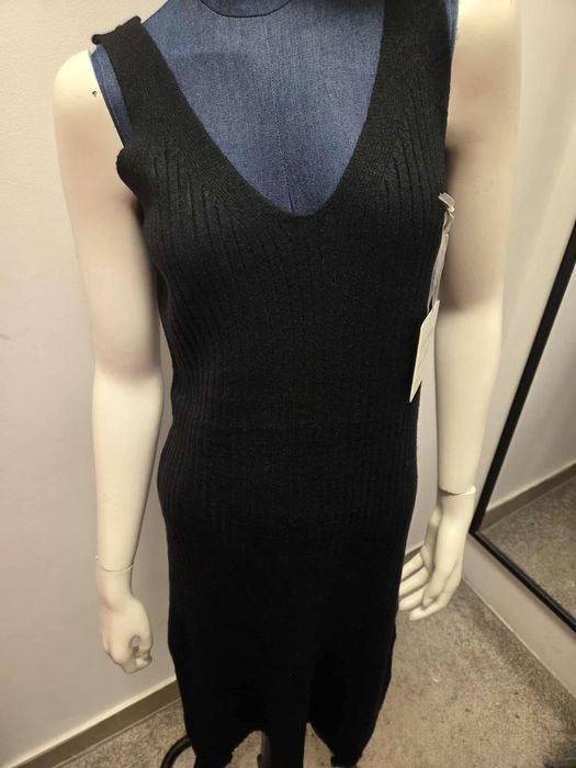 Damski Komplet Dzianinowy Sukienka i Sweter Czarny   L XL