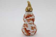 Snuff Bottle em Porcelana Chinesa Fabrico e Pintura à Mão Marcada XIX
