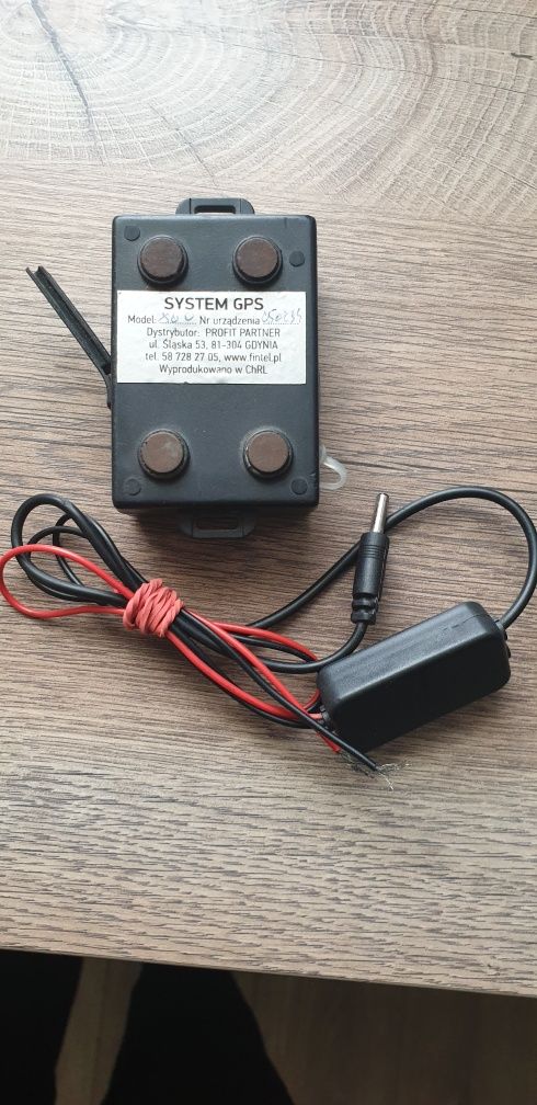Lokalizator GPS Model 800 używany sprawny. Cena za nowy 499 zl