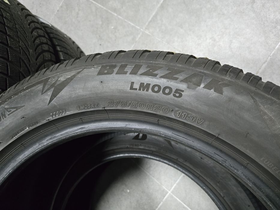 Шина зимова 275/50R20 BRIDGESTONE blizzak LM005