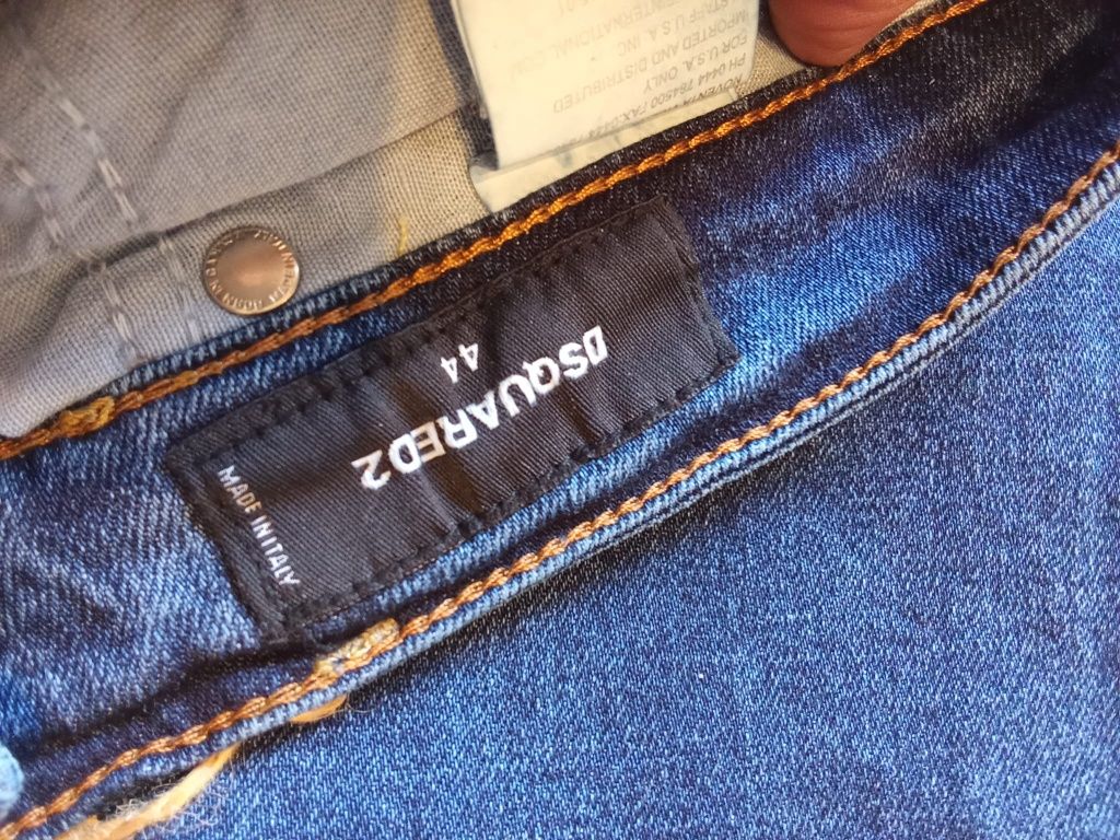 Piękne nowe jeansy męskie dsquared2