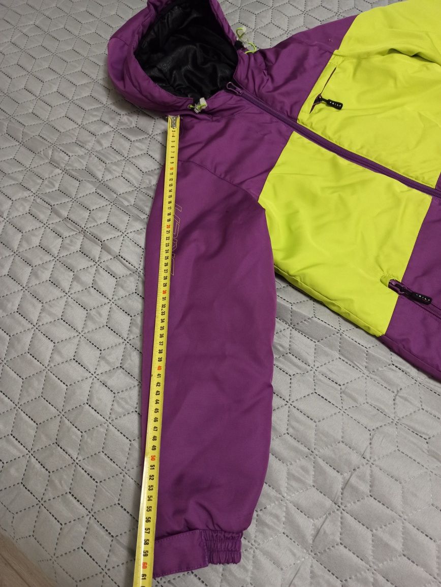 Зимняя лыжная куртка Skila (140см) для девочки или мальчика