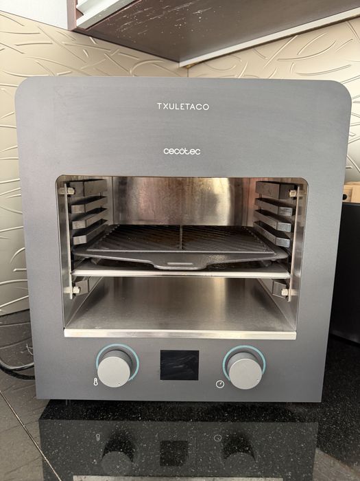 Cecotec Grill Mini Piekarnik Elektryczny Txuletaco 8000 Inferno Czarny