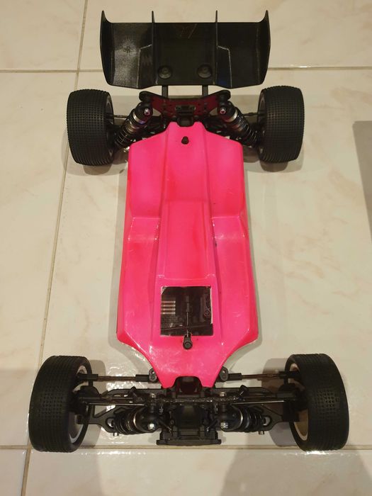 Carro RC Xray XB4