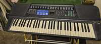 Organy CASIO CT-655 ze stojakiem.