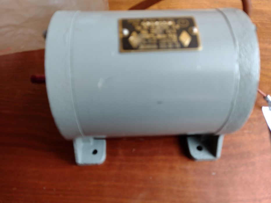 Silnik elektryczny DT-75 W