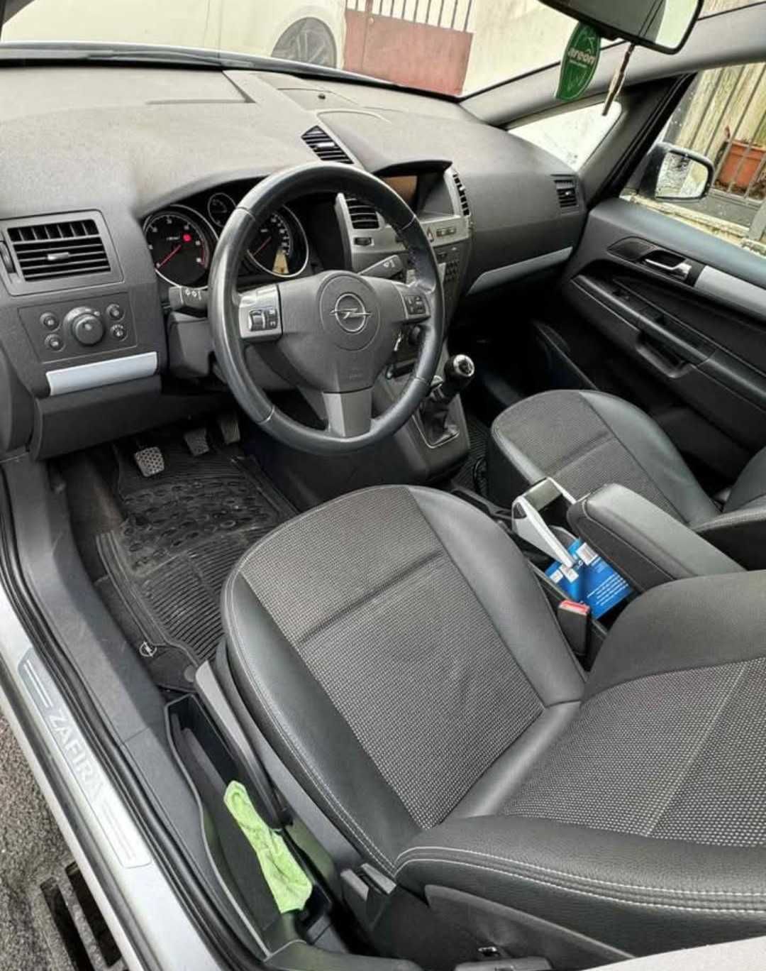 Opel Zafira 1.9 Diesel