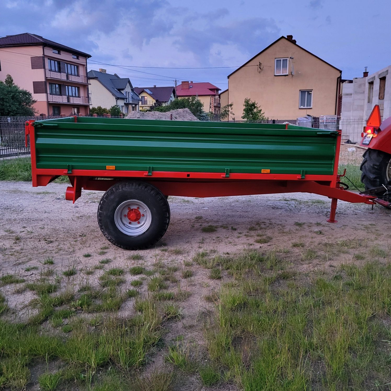 Przyczepa rolnicza wywrotka wywrot TIM
