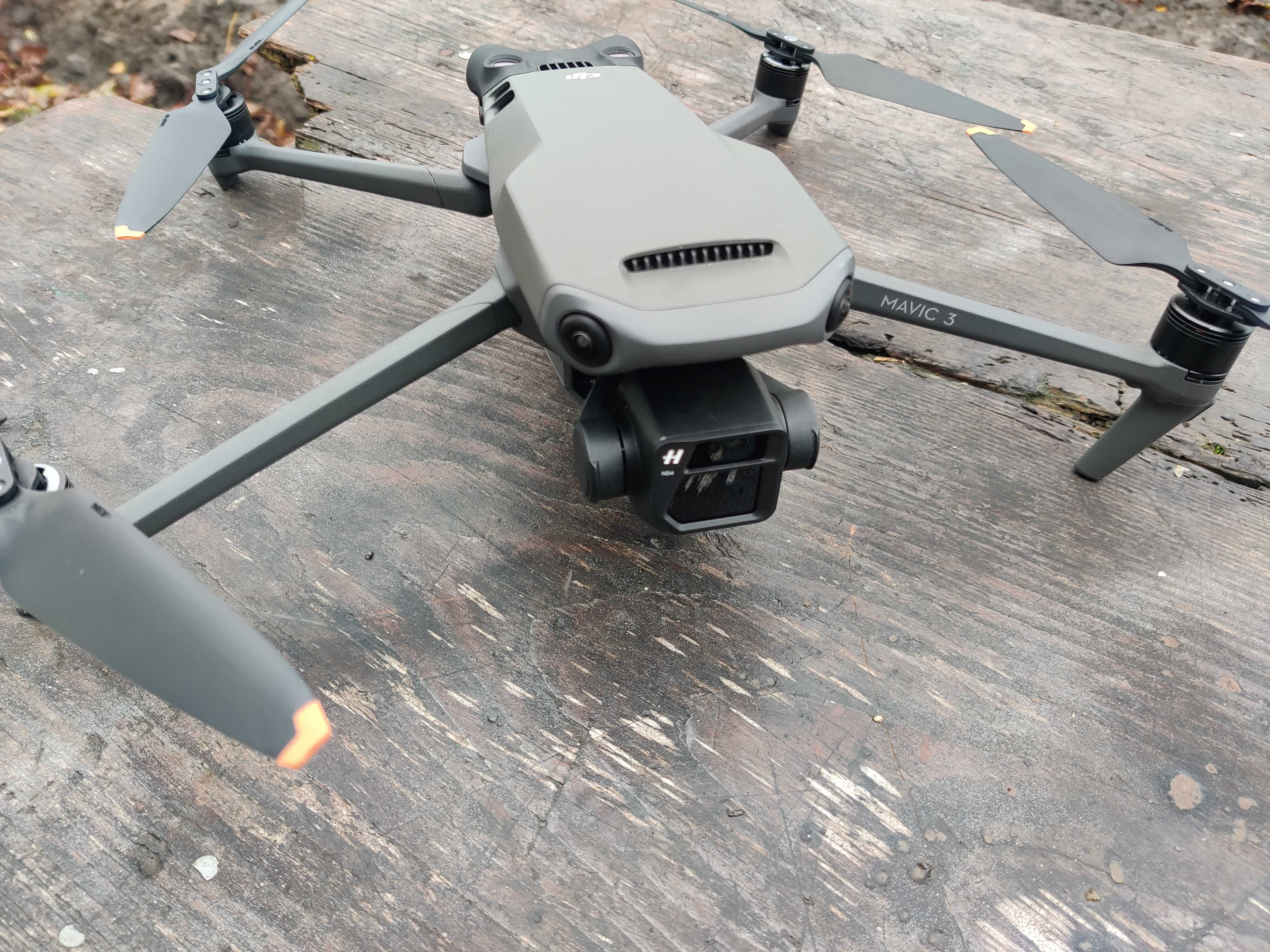 Тушка дрон DJI Mavic 3 квадрокоптер drone БПЛА Мавік Mavik 28X Zoom