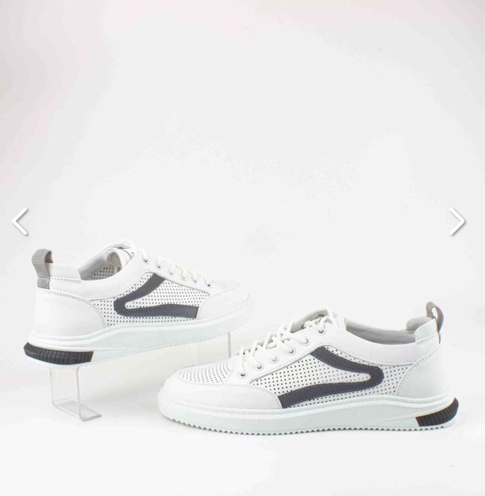 Шикарні кеди, кросівки мокасини