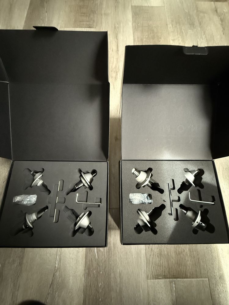 Oryginalne kolce do kolumn Bowers&Wilkins 800 Series Diamond