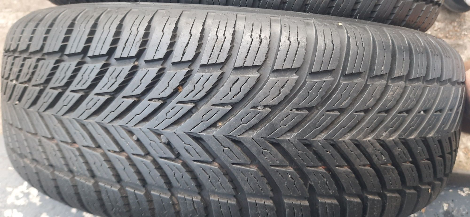 Nokian 195/65/15 dwie sztuki stan bardzo dobry