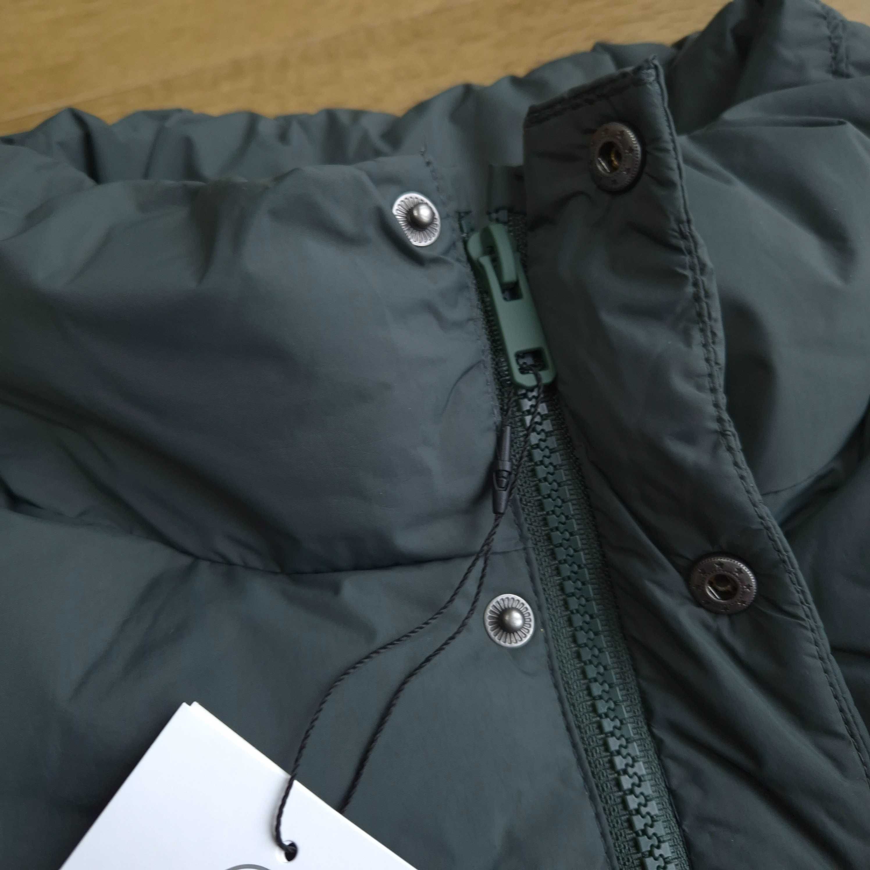 Нова жилетка Zara на 8-9 років, 134. Зелена безрукавка зара