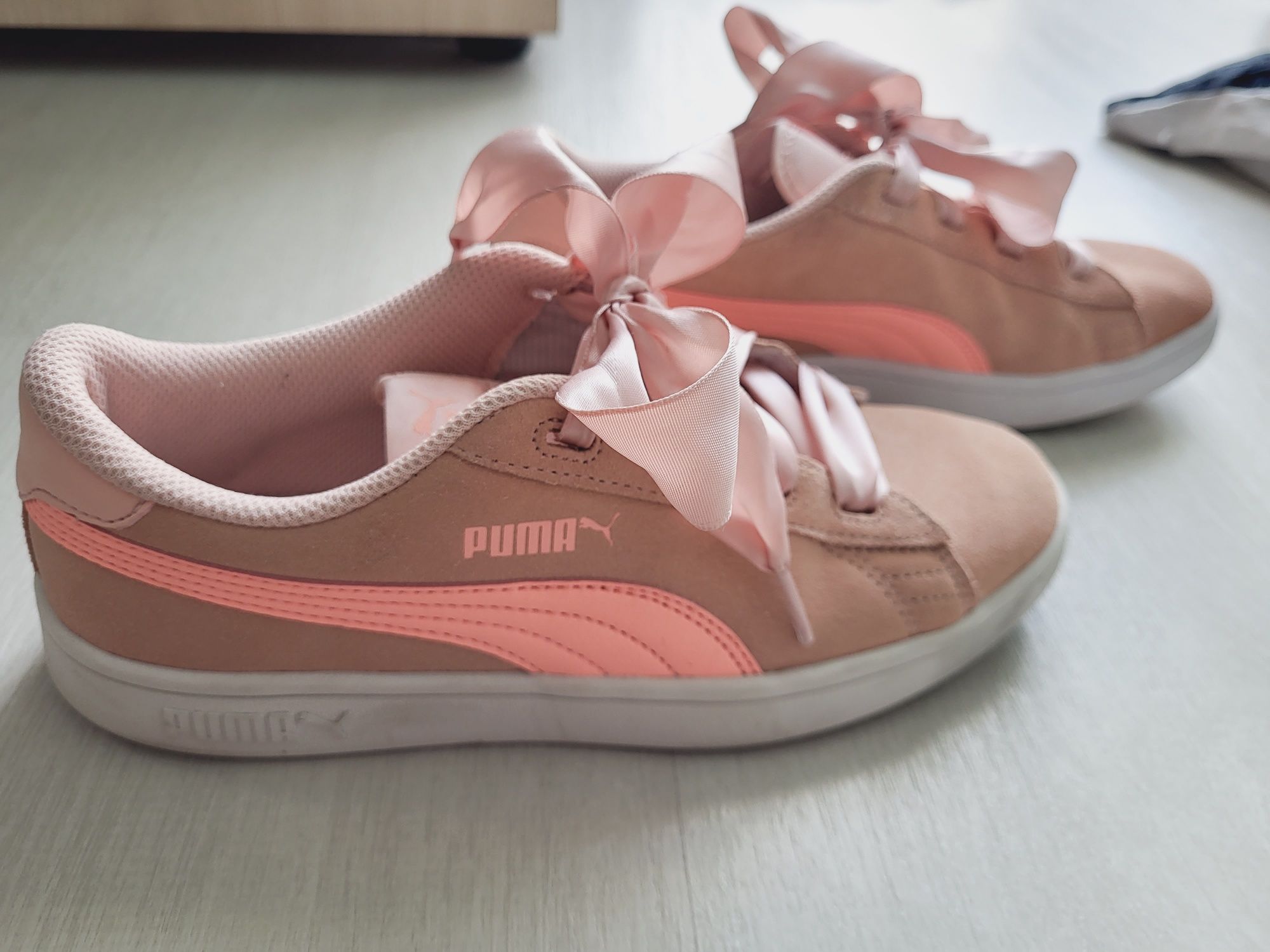 Sneakersy Puma Smash V2 Ribbon r.37