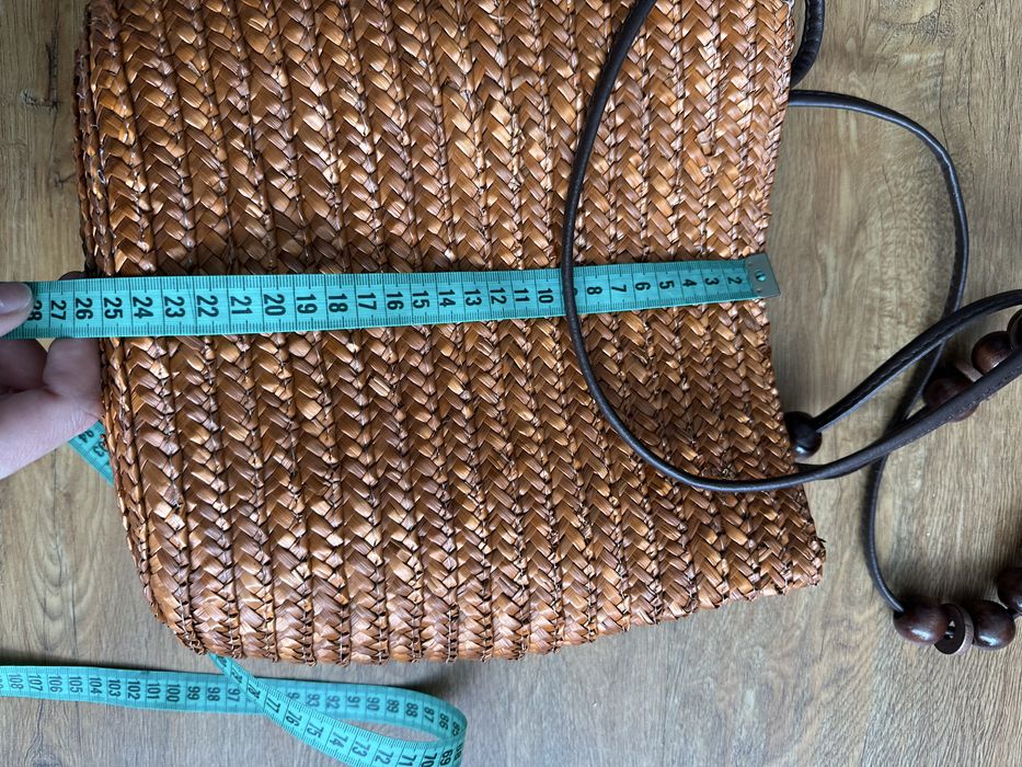 Соломʼяна сумка на літо