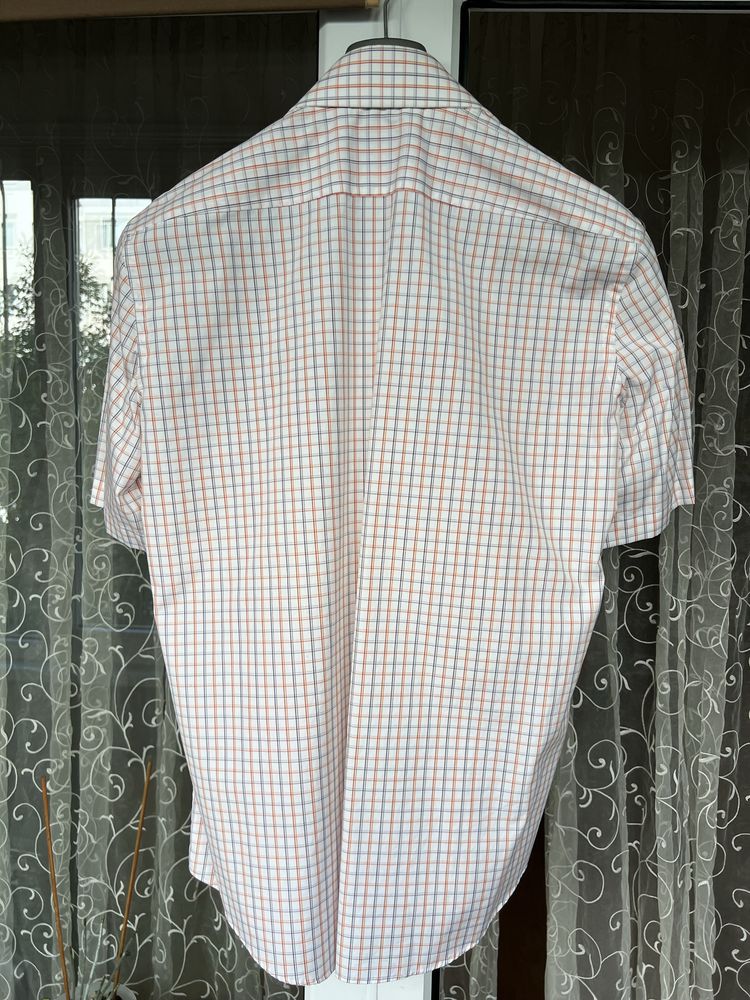 Продам рубашку мужскую Hugo Boss