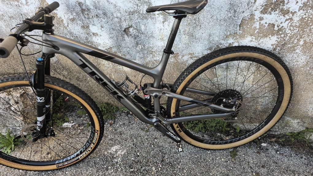 Bicicleta Trek top fuel 9.8sl