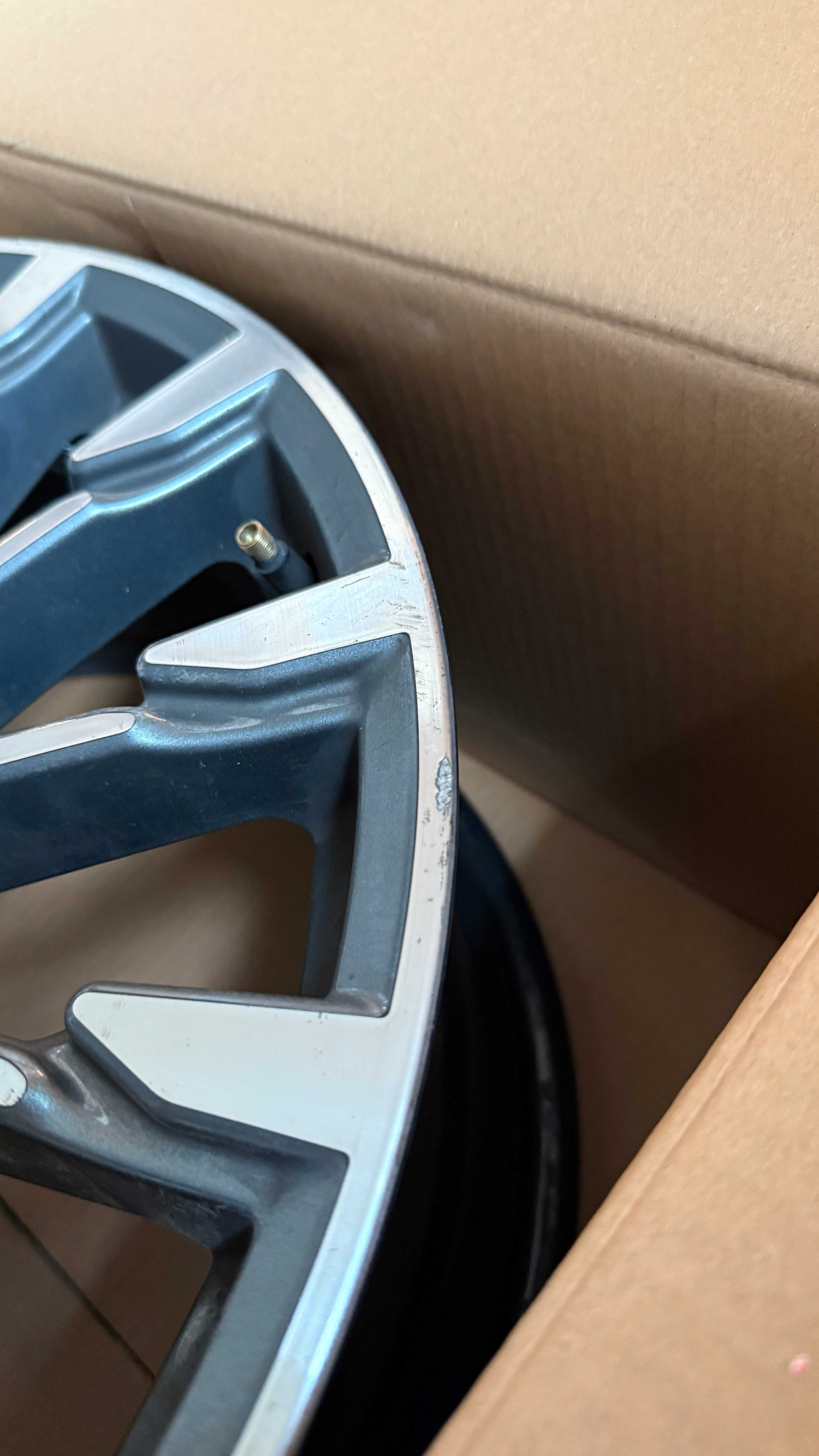 Oryginalne felgi aluminiowe Audi A5 19" 8.5J ET32 5x112