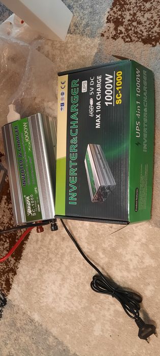 Инвертор с зарядкой 4 в 1