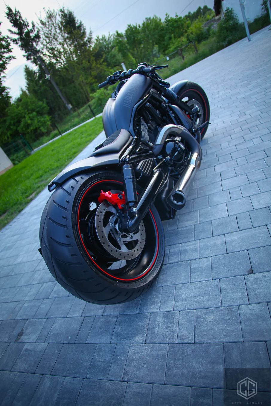 Harley-Davidson V-Rod Night Rod custom AIR RIDE, Led, czarny mat, wydech vans&hines
